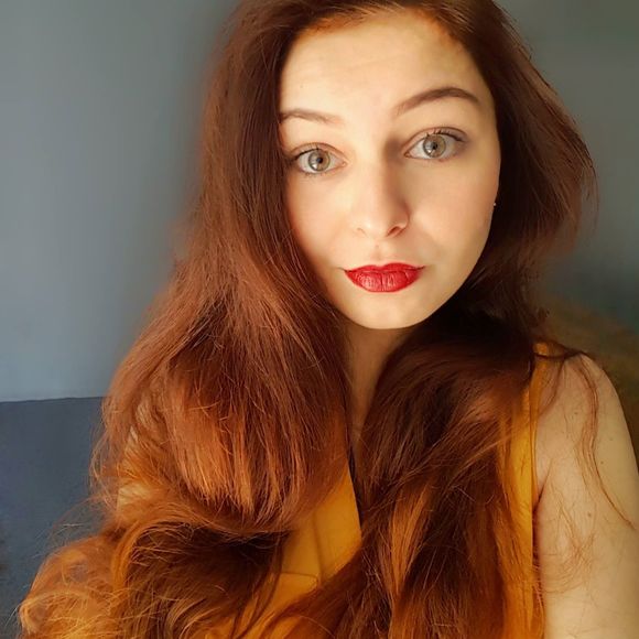 Meet your Posher, Aline - Picture 1 of 1